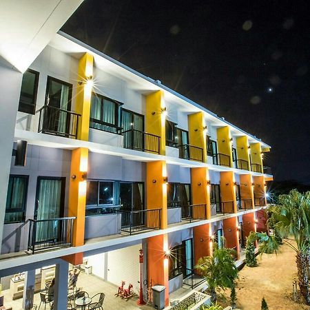 Sor Kor Sor Resort Сатахип Екстериор снимка